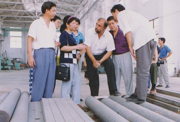 （1）1994年8月9日，向加拿大客商介紹產(chǎn)品_副本